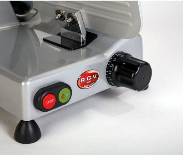 Affettatrice lusso 195 GL con affilatoio R.G.V. - immagine 2