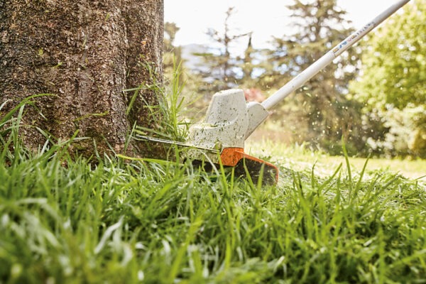 Decespugliatore/tagliabordi FSA 57 set a batteria Stihl - immagine 2