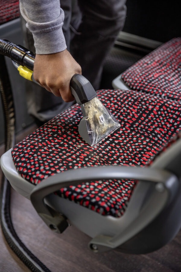 Aspirapolvere/Lavamoquette Puzzi 8/1 Karcher - immagine 7
